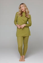 Load image into Gallery viewer, South - Covered - Crocodile