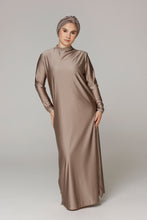 Load image into Gallery viewer, South - Covered - Maxi - Glitter Soft Taupe
