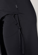 Load image into Gallery viewer, North - Black