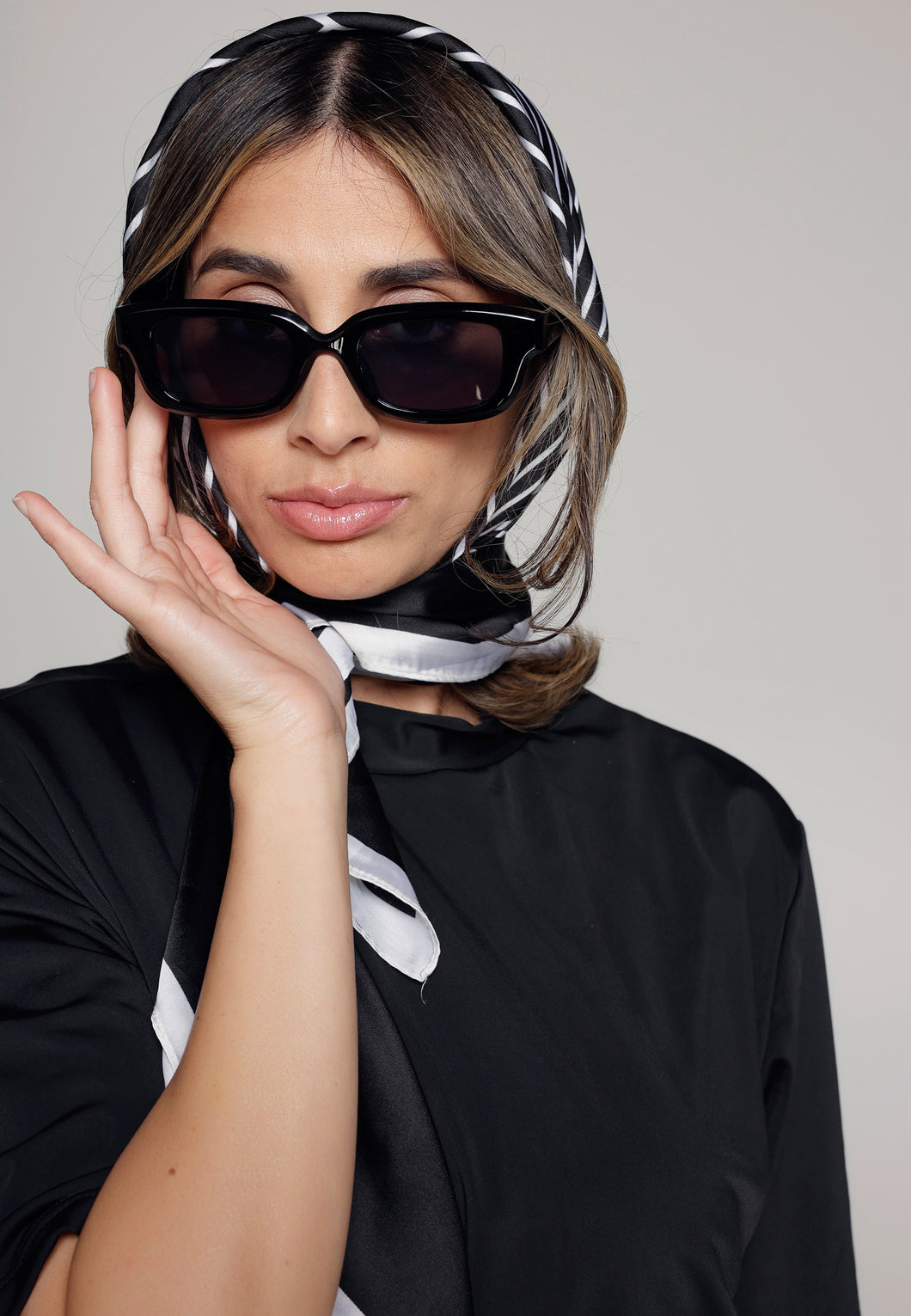 Accessories - Sunglasses - Black